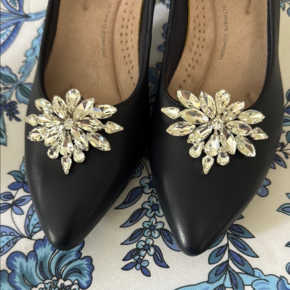 Elegant Rhinestone like Shoe Clips